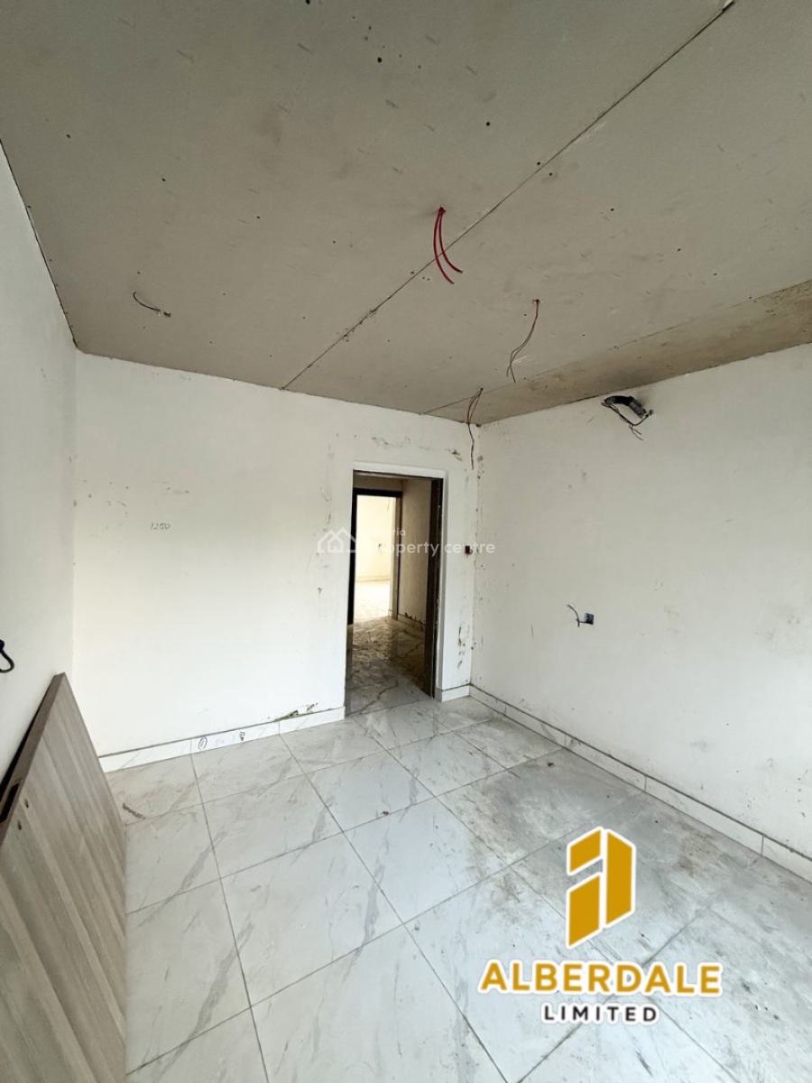 Well-built 3 Bedroom Apartments with Pool & Bq, Lekki, Lagos, Flat / Apartment for Sale