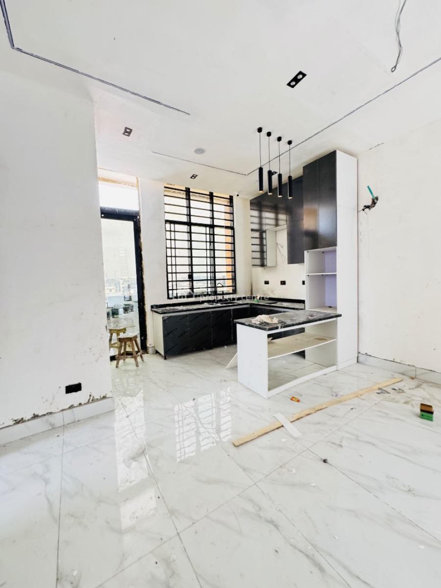 Brand New Spacious 2 Bedroom Apartment Available, Chevron Toll Gate, Lekki, Lagos, Block of Flats for Sale