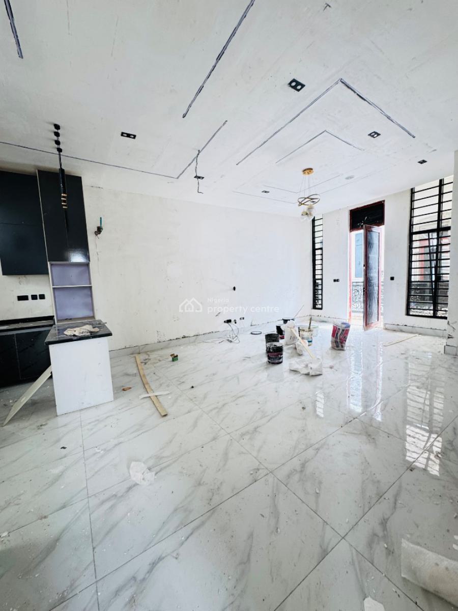 Brand New Spacious 2 Bedroom Apartment Available, Chevron Toll Gate, Lekki, Lagos, Block of Flats for Sale