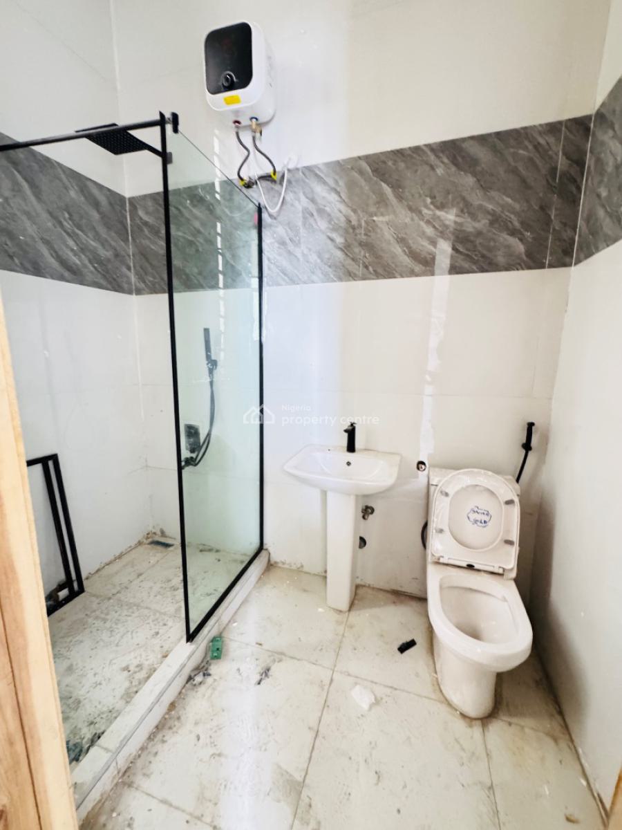 Brand New Spacious 2 Bedroom Apartment Available, Chevron Toll Gate, Lekki, Lagos, Block of Flats for Sale