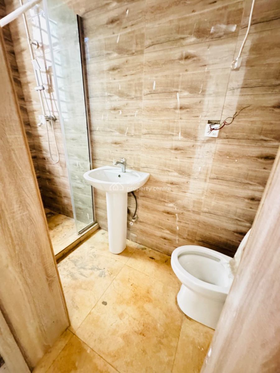 Brand New Spacious 2 Bedroom Apartment Available, Chevron Toll Gate, Lekki, Lagos, Block of Flats for Sale