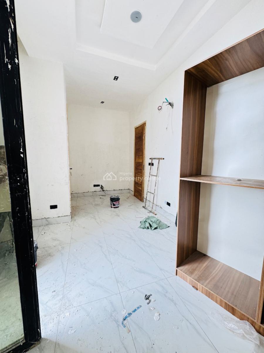 Brand New Spacious 2 Bedroom Apartment Available, Chevron Toll Gate, Lekki, Lagos, Block of Flats for Sale