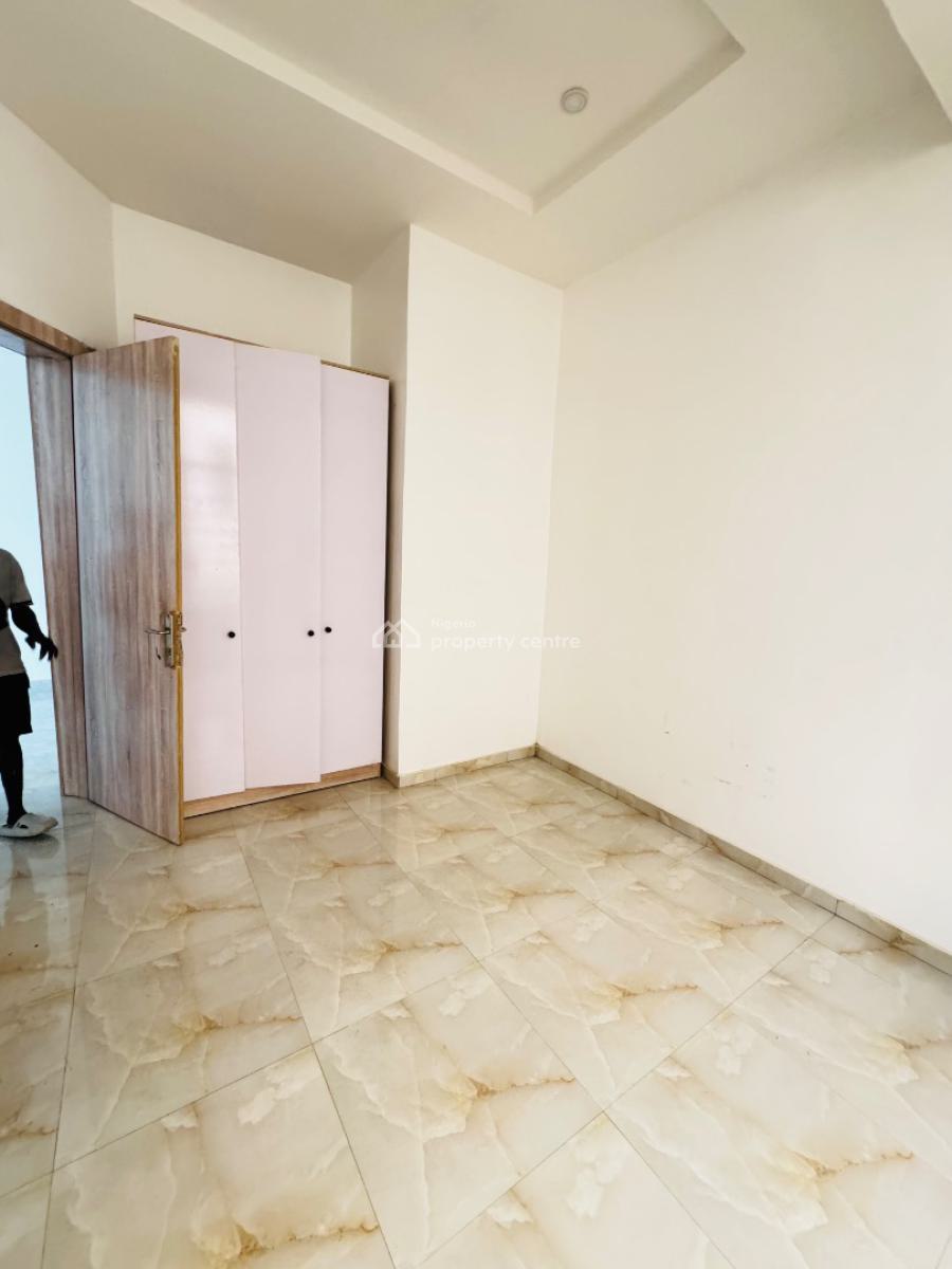 Brand New Spacious 2 Bedroom Apartment Available, Chevron Toll Gate, Lekki, Lagos, Block of Flats for Sale