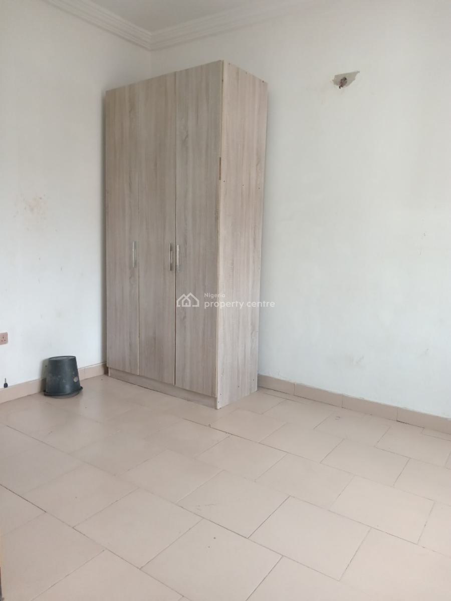 2 Bedroom Flat Upstairs, Ogombo, Ajah, Lagos, Flat / Apartment for Rent