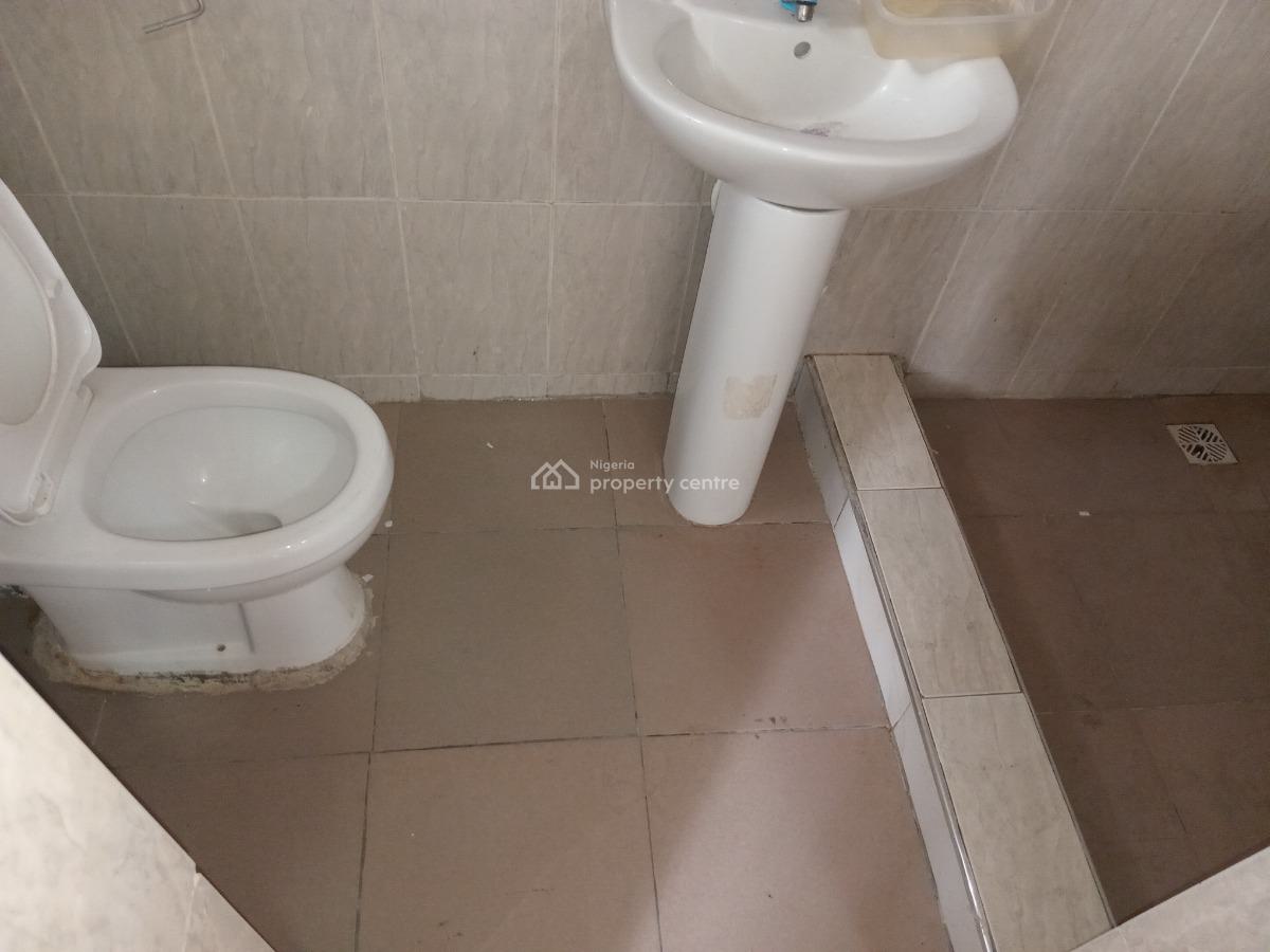 2 Bedroom Flat Upstairs, Ogombo, Ajah, Lagos, Flat / Apartment for Rent