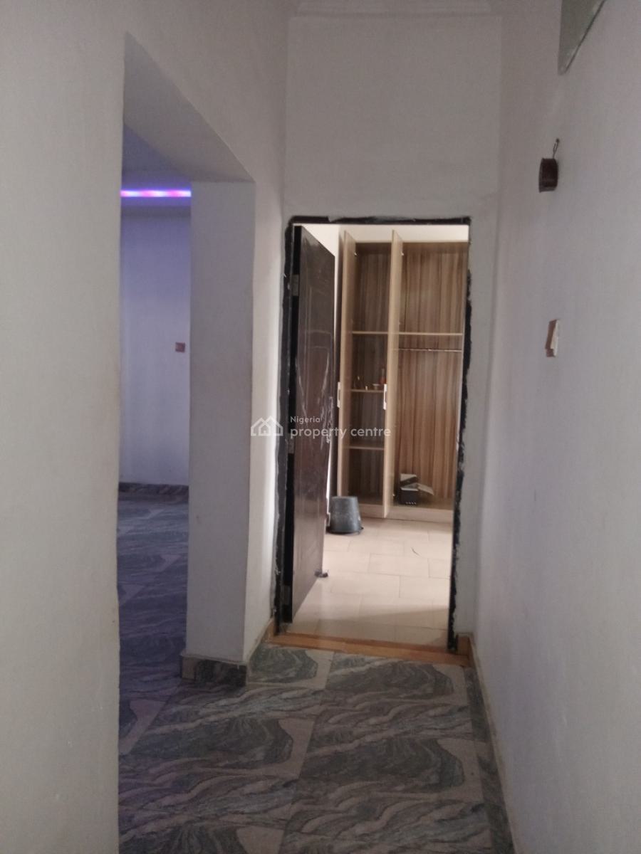 2 Bedroom Flat Upstairs, Ogombo, Ajah, Lagos, Flat / Apartment for Rent