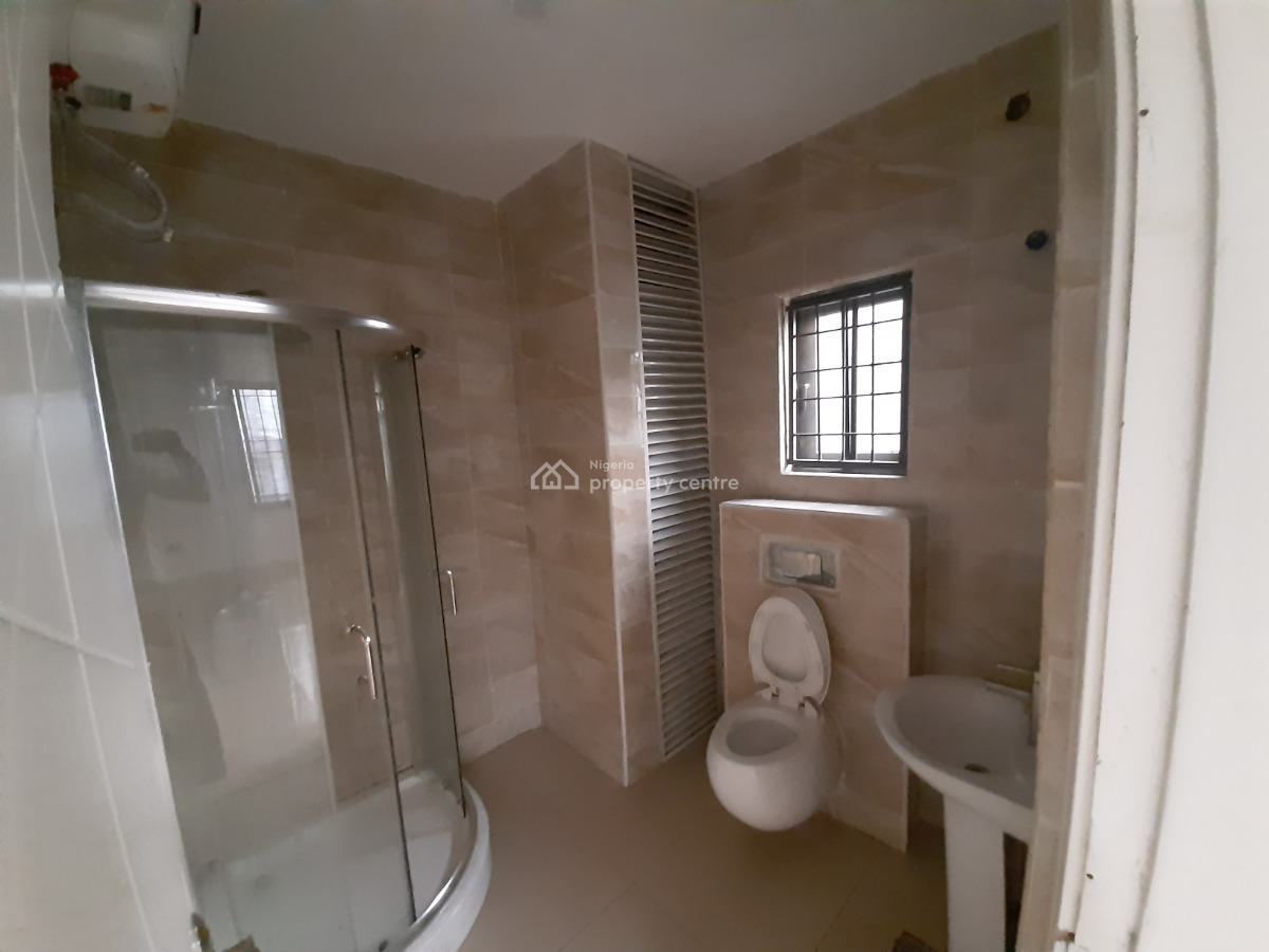 Serviced 3 Bedroom En-suite Flat with 1 Room Bq, Elevator,, Oniru, Victoria Island (vi), Lagos, Flat / Apartment for Rent