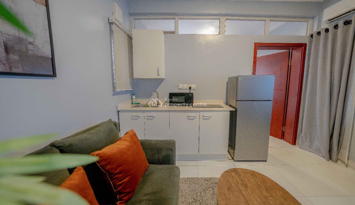 Heristays Footprint One Bedroom Apartment, Awudu Ekpekha St. Off Admiralty Way, Lekki Phase 1, Lekki, Lagos, Flat / Apartment Short Let