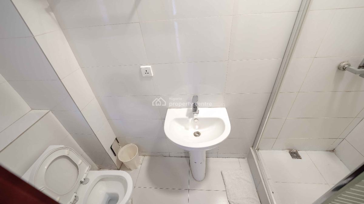 Heristays Footprint 2 Bedroom Apartment, Awudu Ekpekha St. Off Admiralty Way, Lekki Phase 1, Lekki, Lagos, Flat / Apartment Short Let