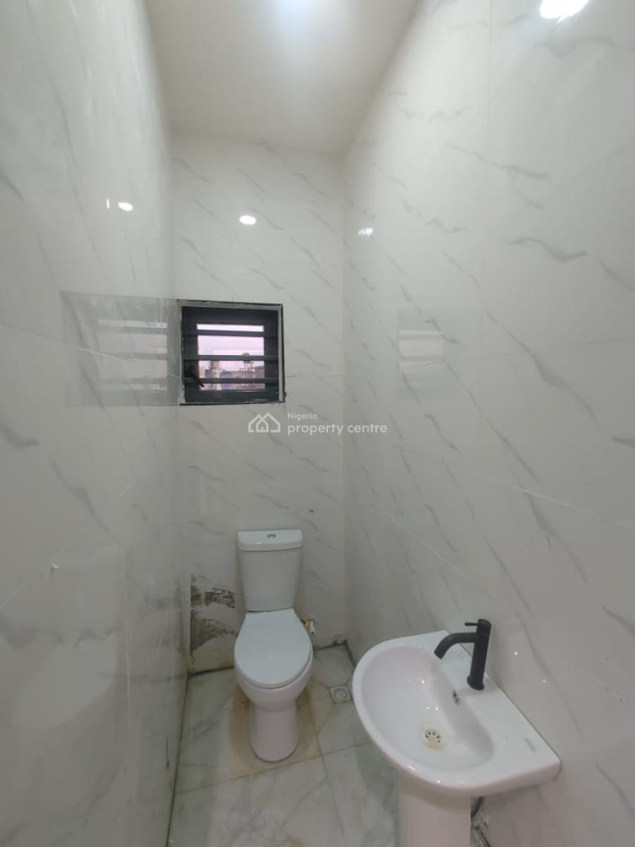 New 2 Bedroom All En-suite Apartment in a Coded Estate, Peninsular Gardens Estate, Sangotedo, Ajah, Lagos, Flat / Apartment for Rent