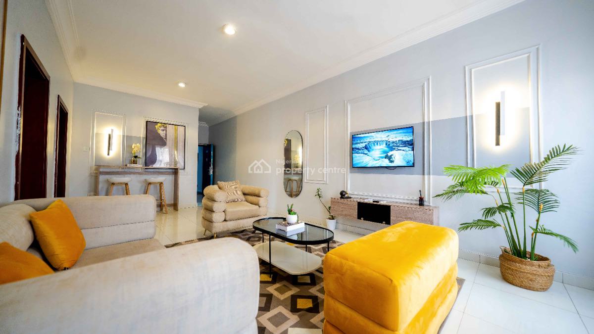 Deluxe 2 Bedroom Apartment, Awudu Ekpekha St, Off Admiralty Way, Lekki Phase 1, Lekki, Lagos, Flat / Apartment Short Let