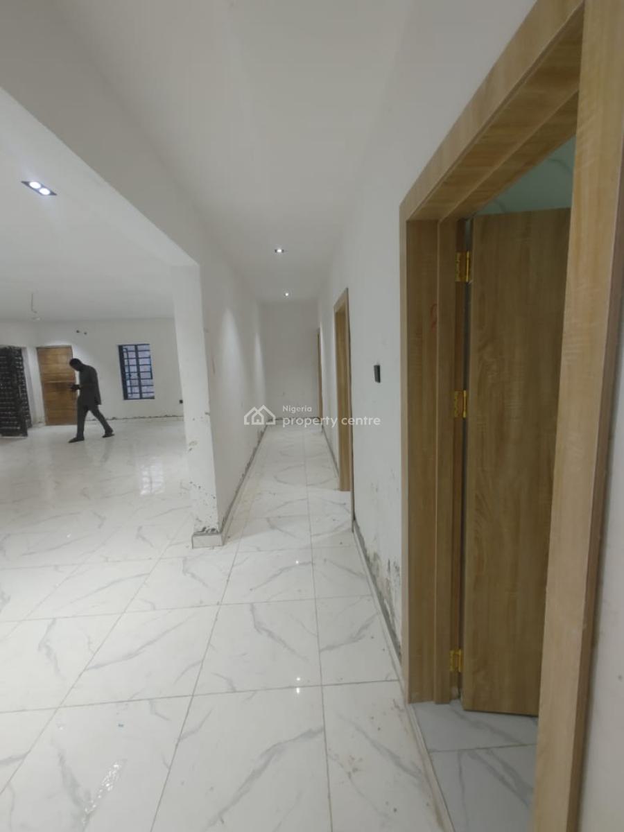 New and Spaciously Built 3 Bedroom All En-suite Flat, Peninsula Garden Estate, Sangotedo, Ajah, Lagos, Flat / Apartment for Rent