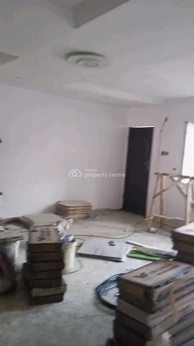 Standard and Spacious 2 Bedroom Flat, Medina, Medina, Gbagada, Lagos, Flat / Apartment for Rent