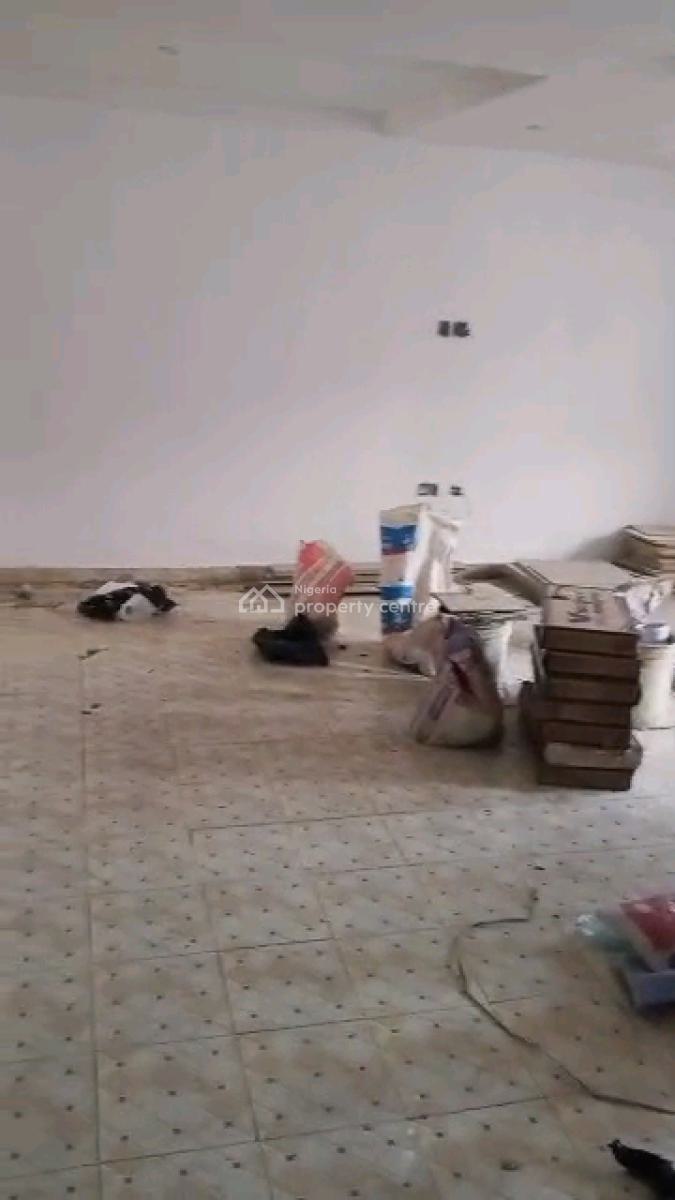 Standard and Spacious 2 Bedroom Flat, Medina, Medina, Gbagada, Lagos, Flat / Apartment for Rent