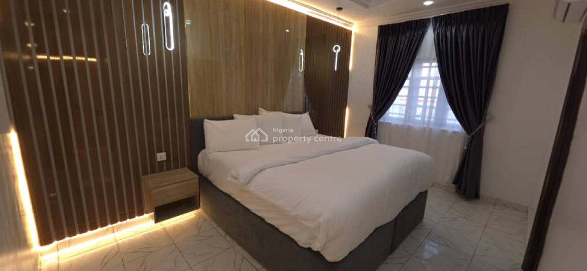 2 Bedroom Apartment, Akowonjo, Alimosho, Lagos, Flat / Apartment Short Let