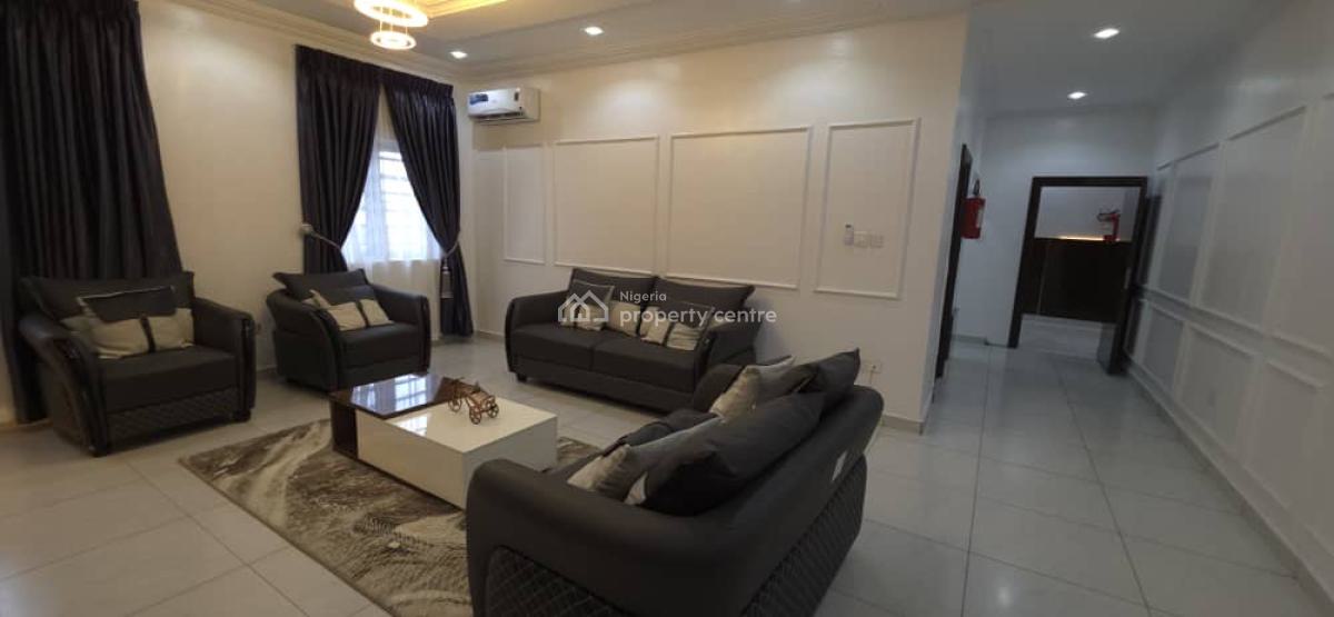 2 Bedroom Apartment, Akowonjo, Alimosho, Lagos, Flat / Apartment Short Let