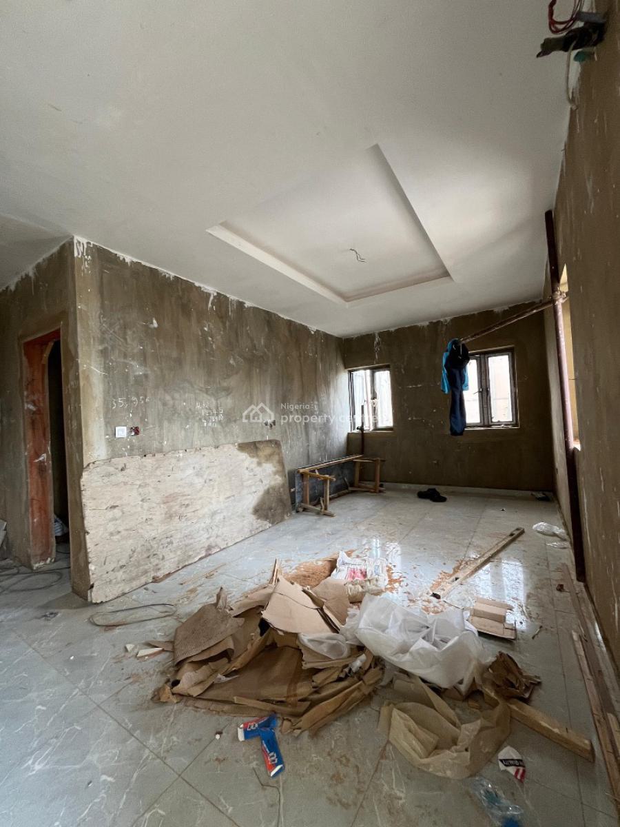 a Well Built 3 Bedroom Apartment, Surulere, Lagos, Flat / Apartment for Sale