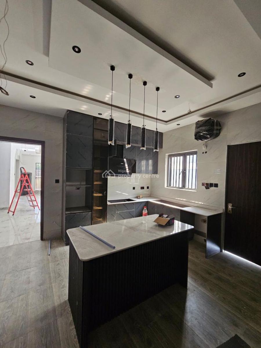 Stunning 5 Bedroom House Plus 2bqs, Ikeja Gra, Ikeja, Lagos, House for Sale