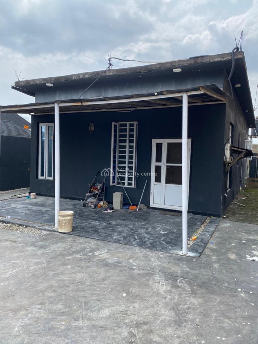 Luxury Built 2 Bedroom Bungalow, Aptech, Sangotedo, Ajah, Lagos, Flat / Apartment for Rent