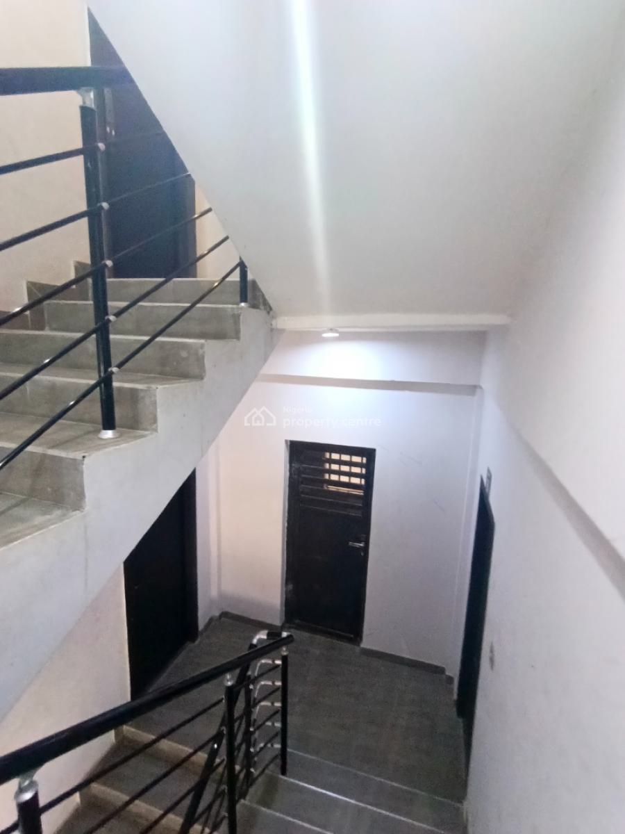 a 2 Bedroom Flat, Ologolo, Lekki, Lagos, Flat / Apartment for Rent