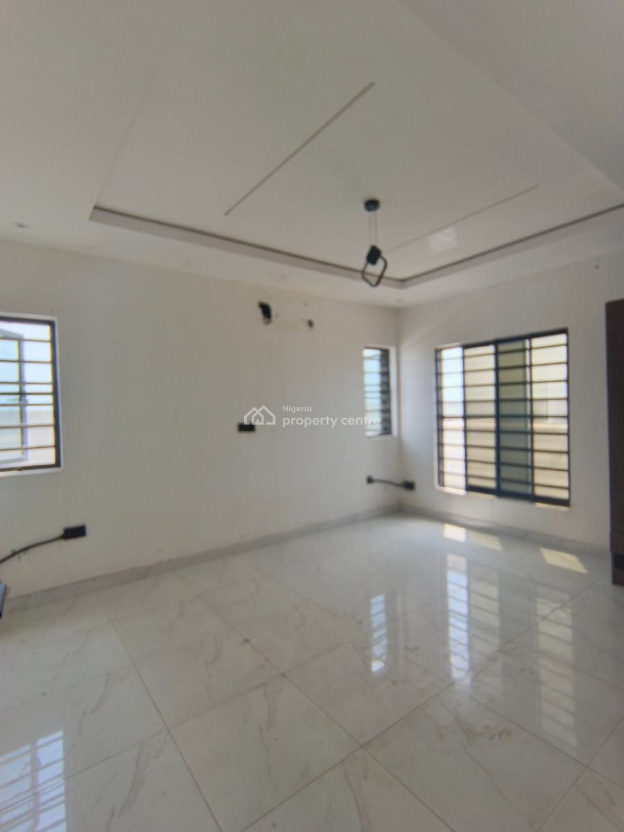 a 2 Bedroom Flat, Ologolo, Lekki, Lagos, Flat / Apartment for Rent