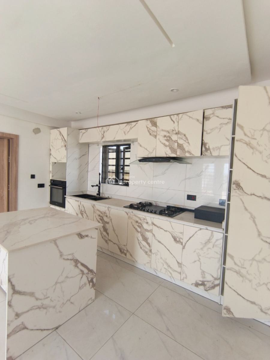 a 2 Bedroom Flat, Ologolo, Lekki, Lagos, Flat / Apartment for Rent