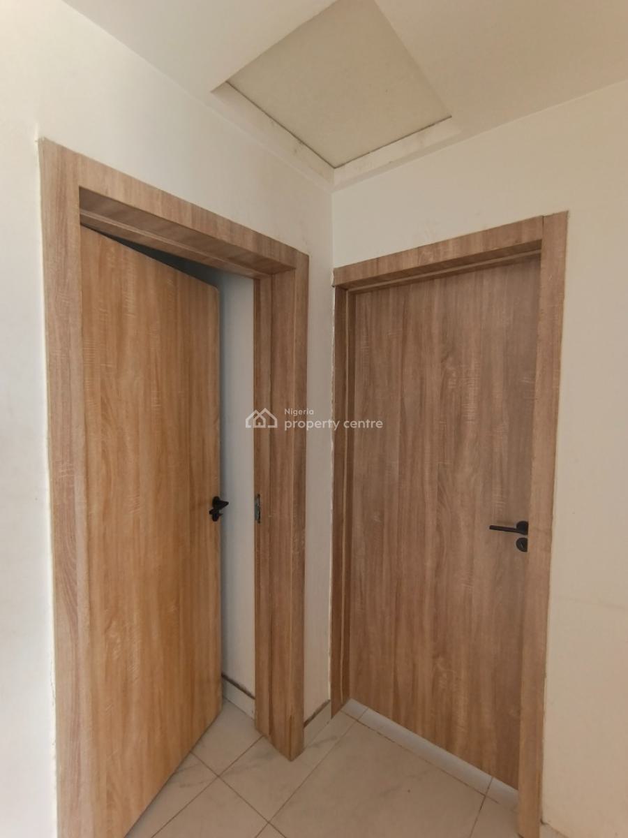 a 2 Bedroom Flat, Ologolo, Lekki, Lagos, Flat / Apartment for Rent