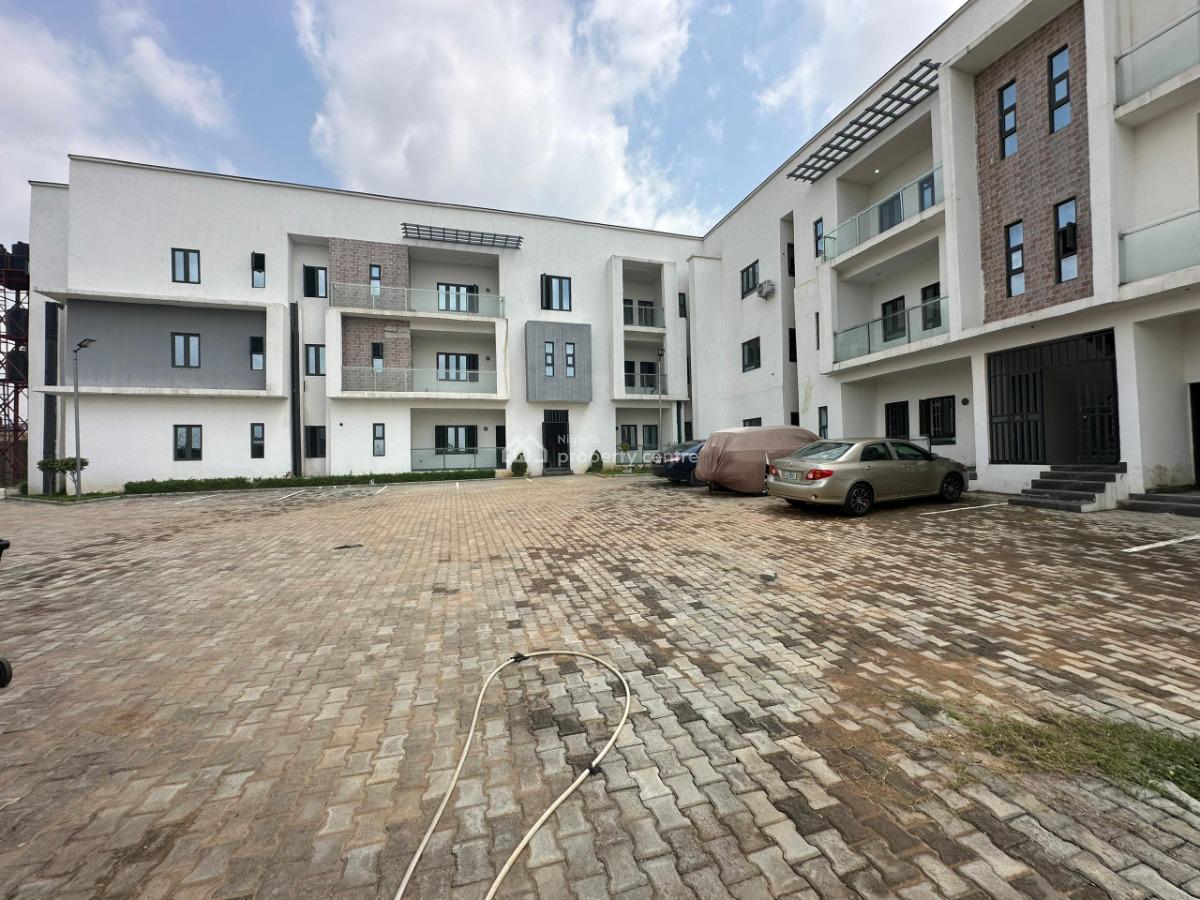 4-bedroom Apartment with a Room Bq, Wuye, Abuja, House for Rent