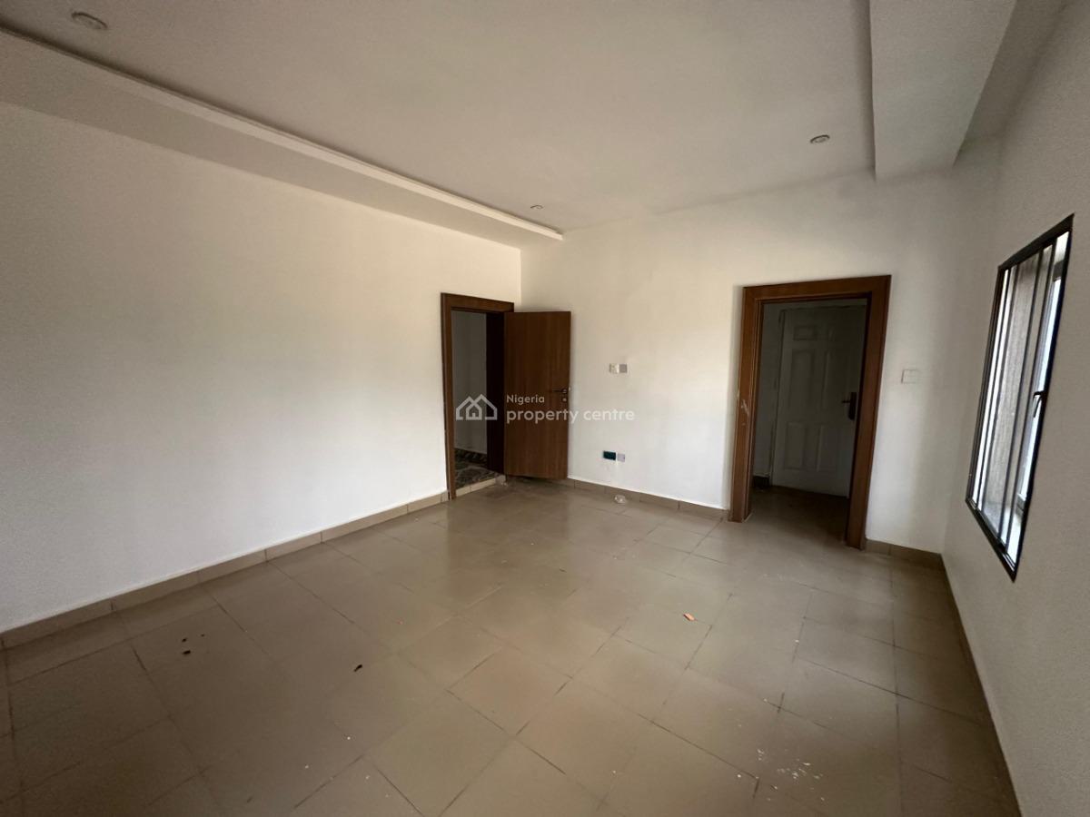 4-bedroom Apartment with a Room Bq, Wuye, Abuja, House for Rent