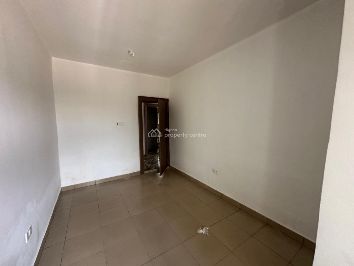 4-bedroom Apartment with a Room Bq, Wuye, Abuja, House for Rent