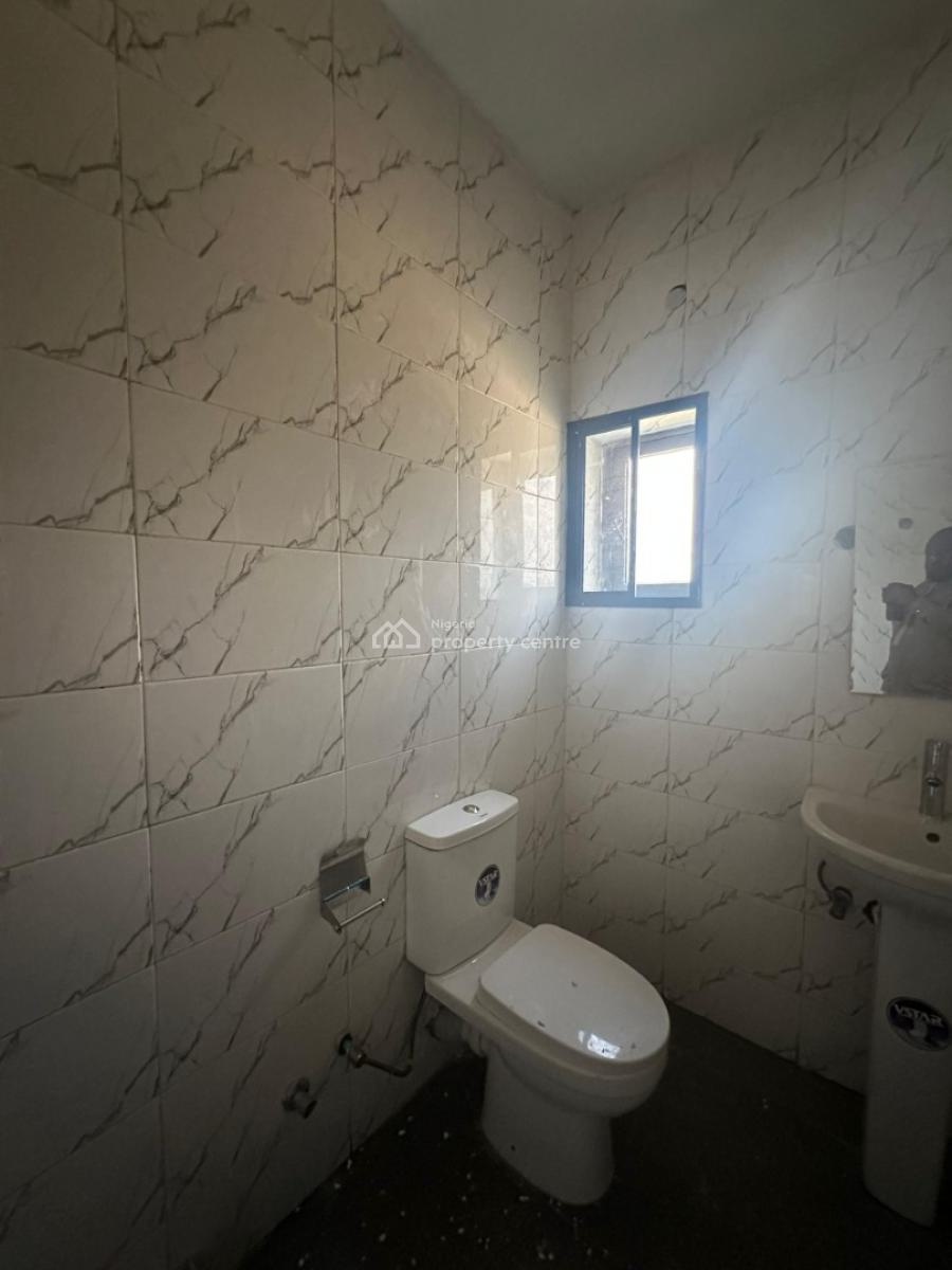 4-bedroom Apartment with a Room Bq, Wuye, Abuja, House for Rent