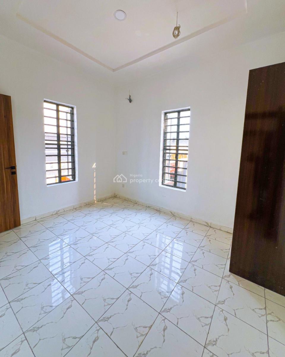 Luxury 4 Bedrooms with Excellent Facilities, Victoria Crest 2, Lekki, Lagos, Terraced Duplex for Rent