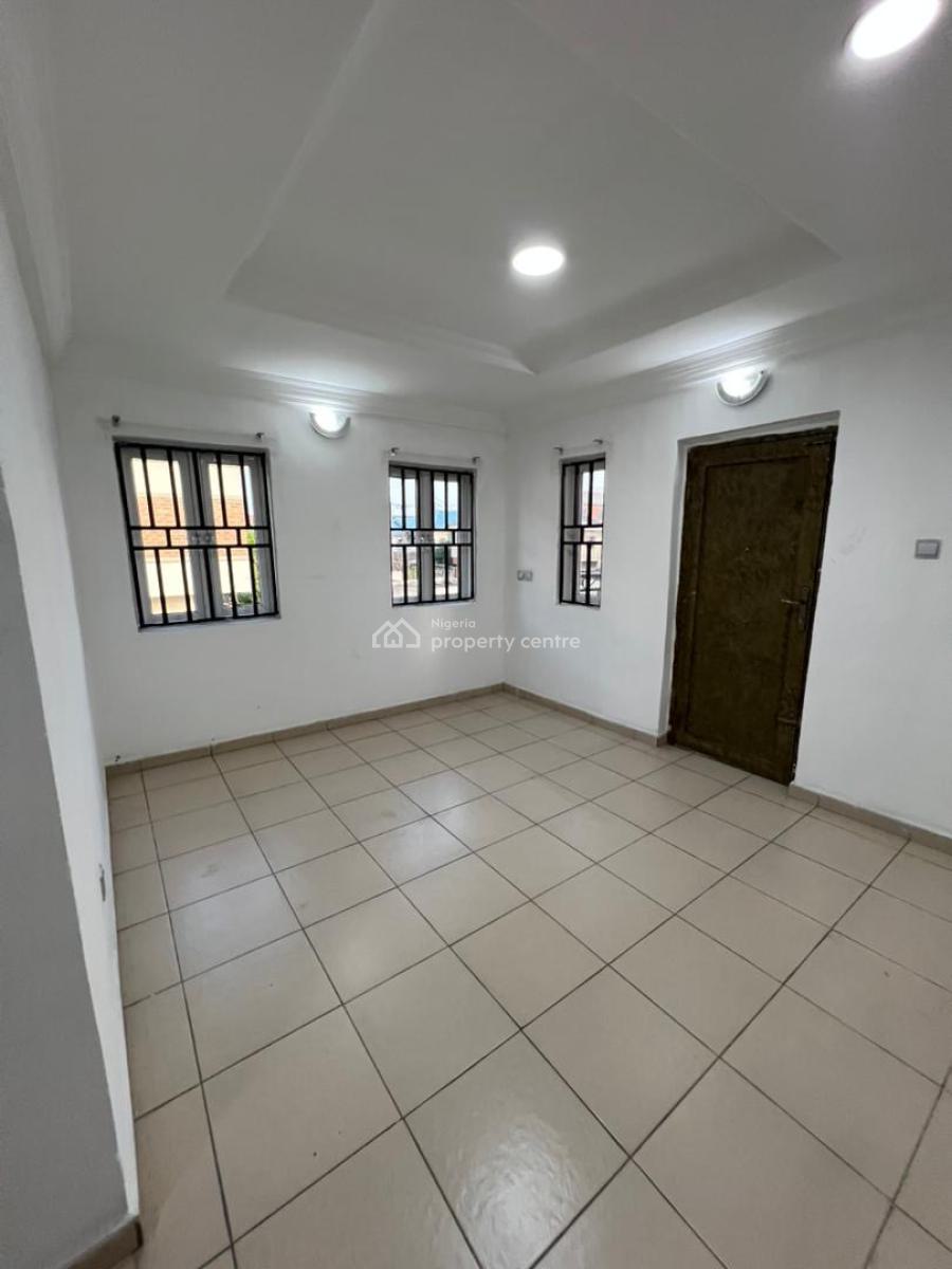 Neatly Used 4 Bedroom Semi Detached 2 Years Required, Lekki Phase 1, Lekki, Lagos, Semi-detached Duplex for Rent