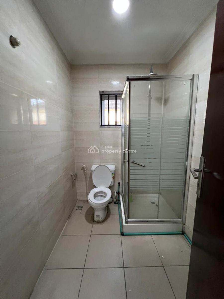 Neatly Used 4 Bedroom Semi Detached 2 Years Required, Lekki Phase 1, Lekki, Lagos, Semi-detached Duplex for Rent