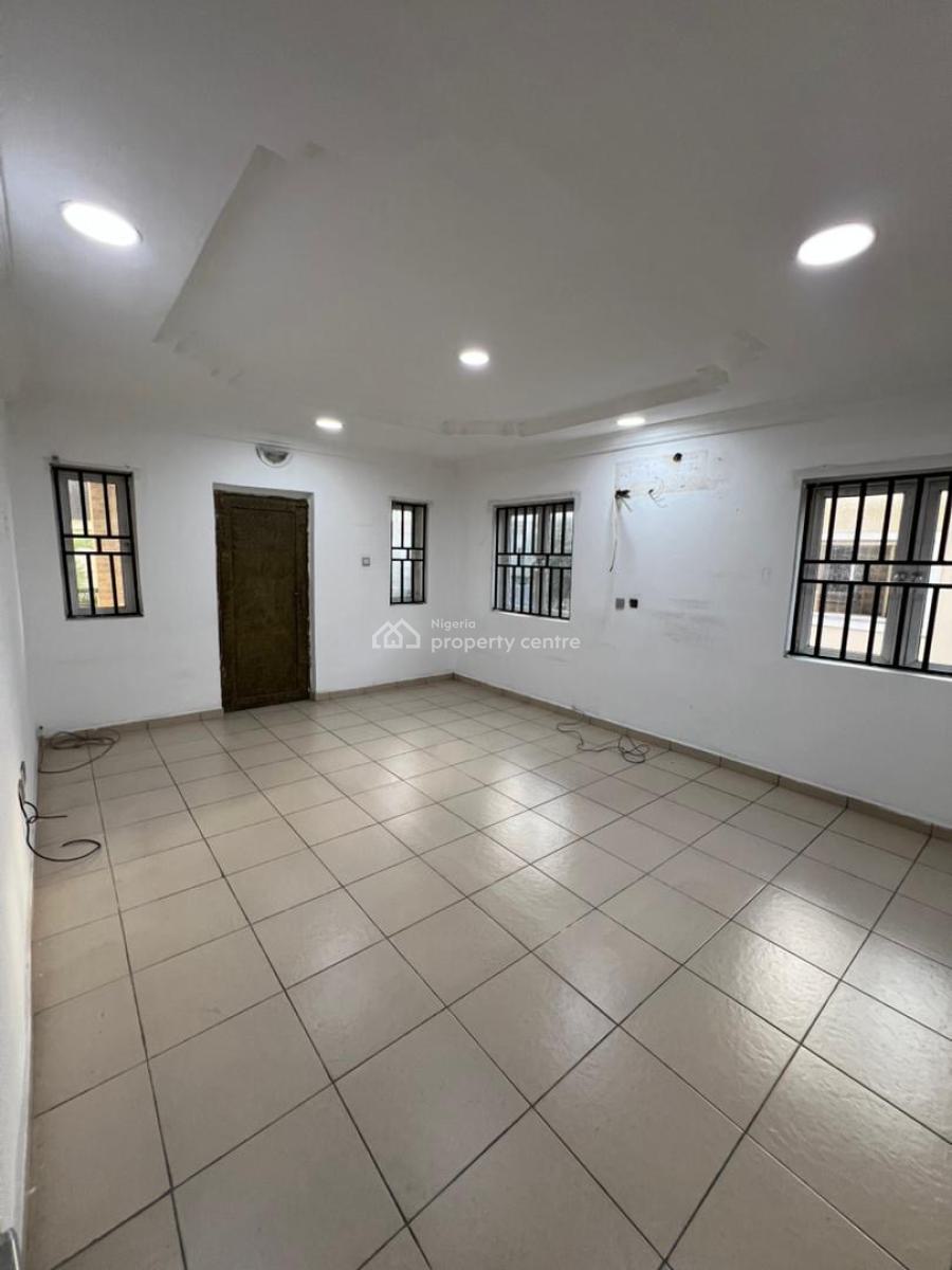 Neatly Used 4 Bedroom Semi Detached 2 Years Required, Lekki Phase 1, Lekki, Lagos, Semi-detached Duplex for Rent