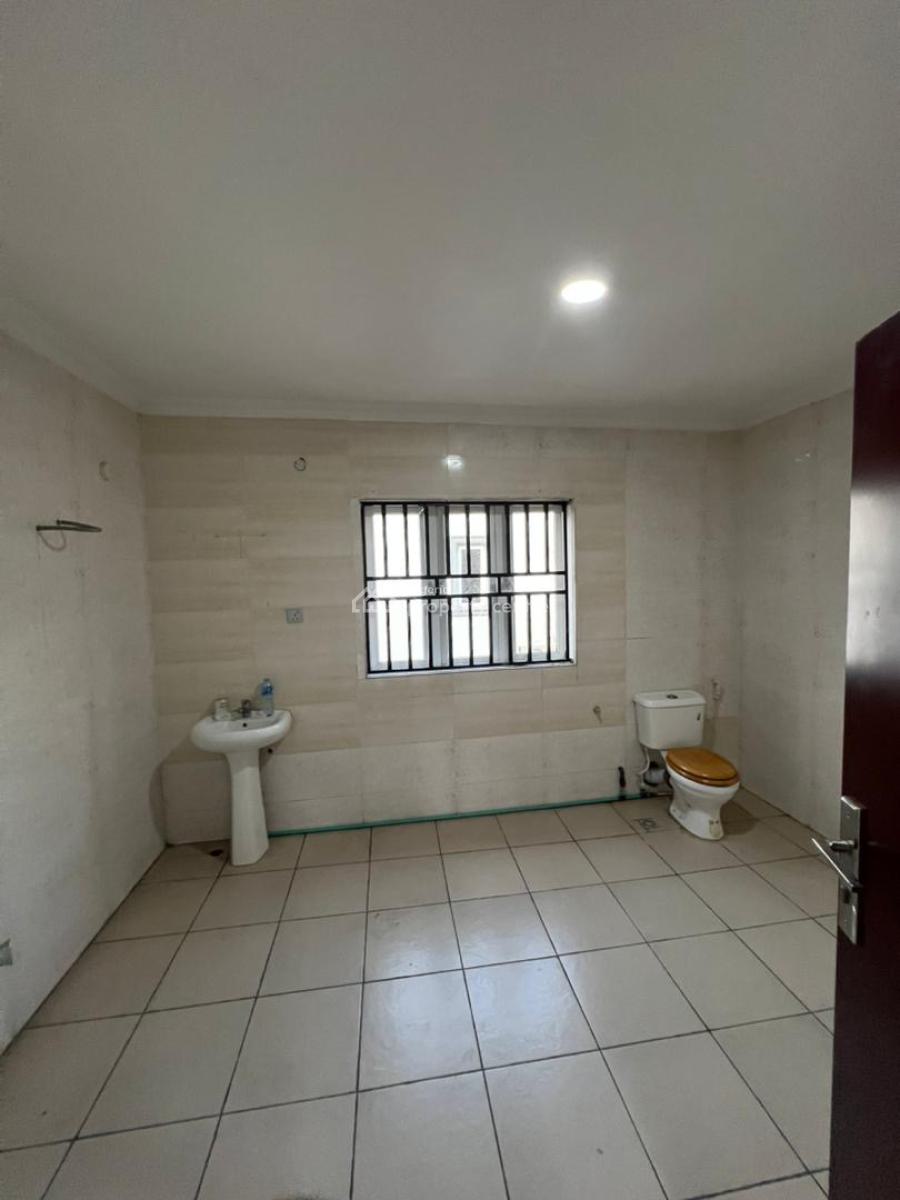 Neatly Used 4 Bedroom Semi Detached 2 Years Required, Lekki Phase 1, Lekki, Lagos, Semi-detached Duplex for Rent