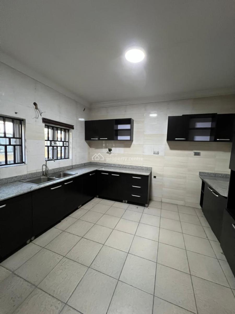 Neatly Used 4 Bedroom Semi Detached 2 Years Required, Lekki Phase 1, Lekki, Lagos, Semi-detached Duplex for Rent