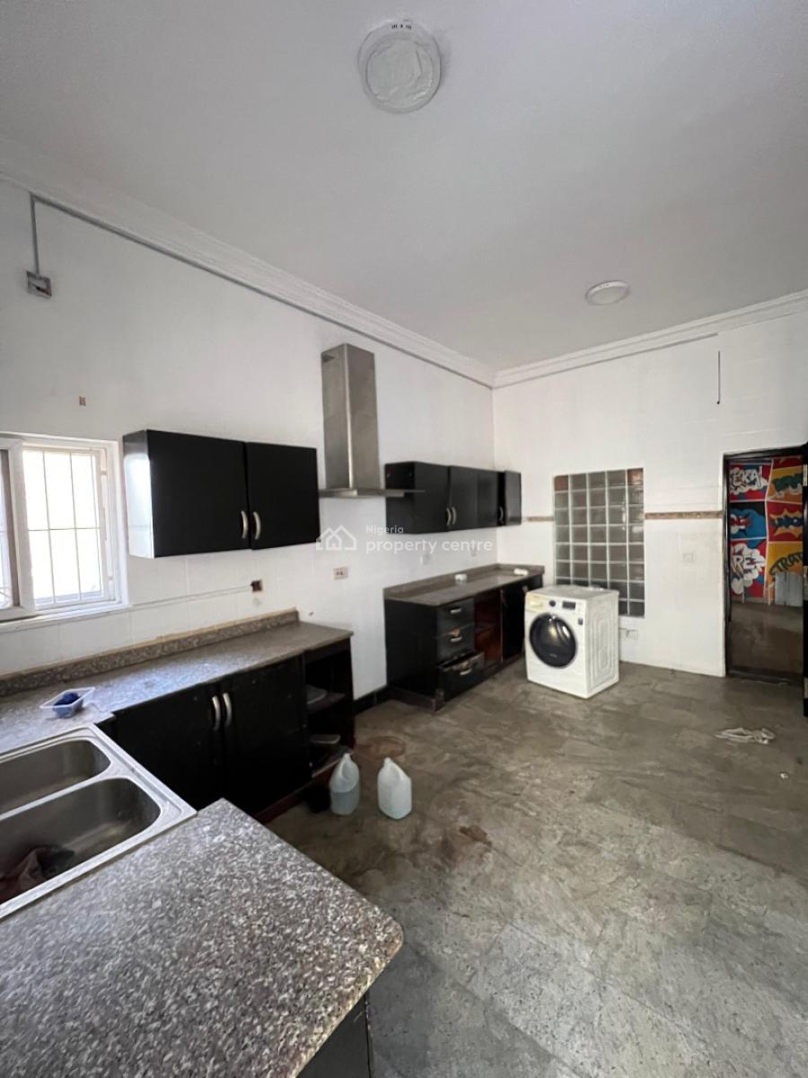 2 Wings 4 Bedroom Semi Detached Duplex with Bq, Lekki Phase 1, Lekki, Lagos, Semi-detached Duplex for Rent