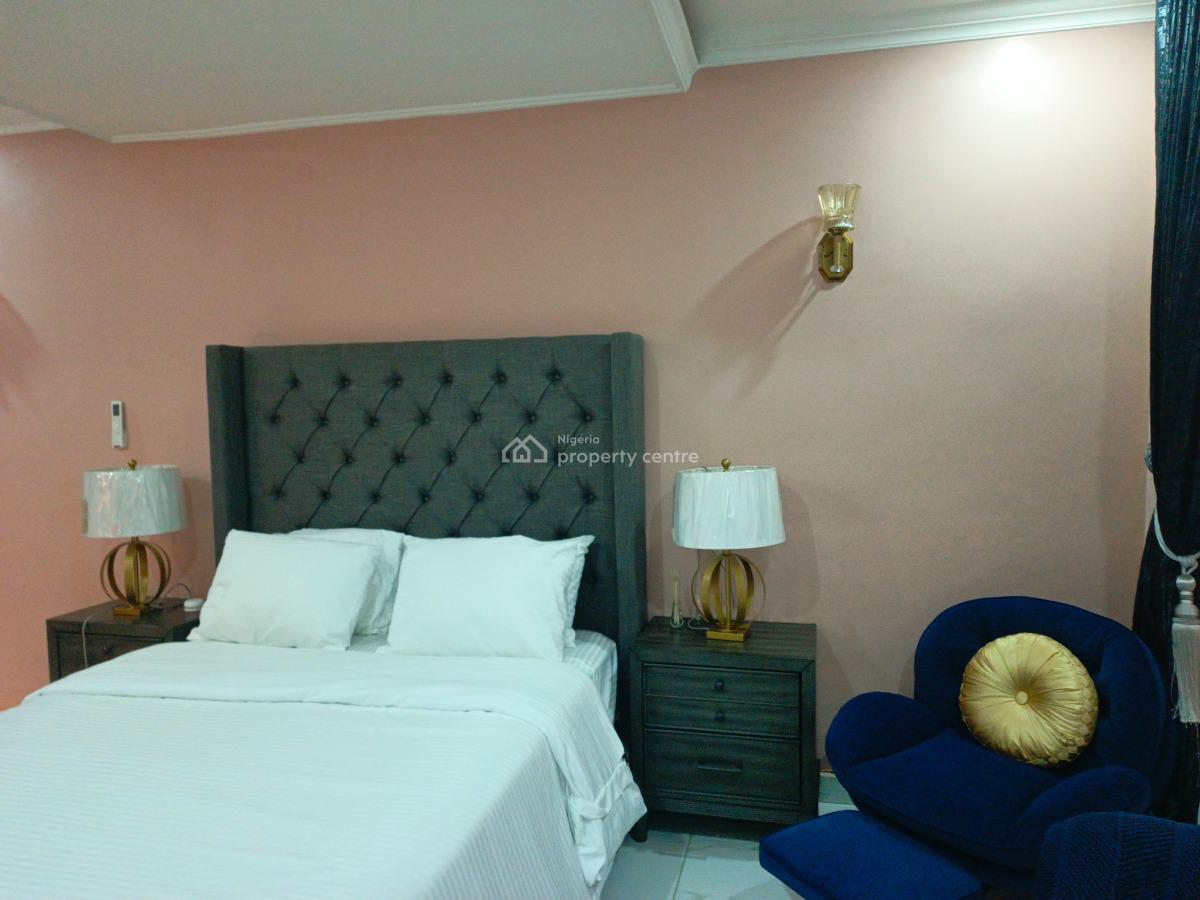 Luxurious 3-bedroom Terrace Serviced Apartment, Roxton Terrace, 8 Ojomu Road, Ikoyi, Lagos, Terraced Duplex Short Let