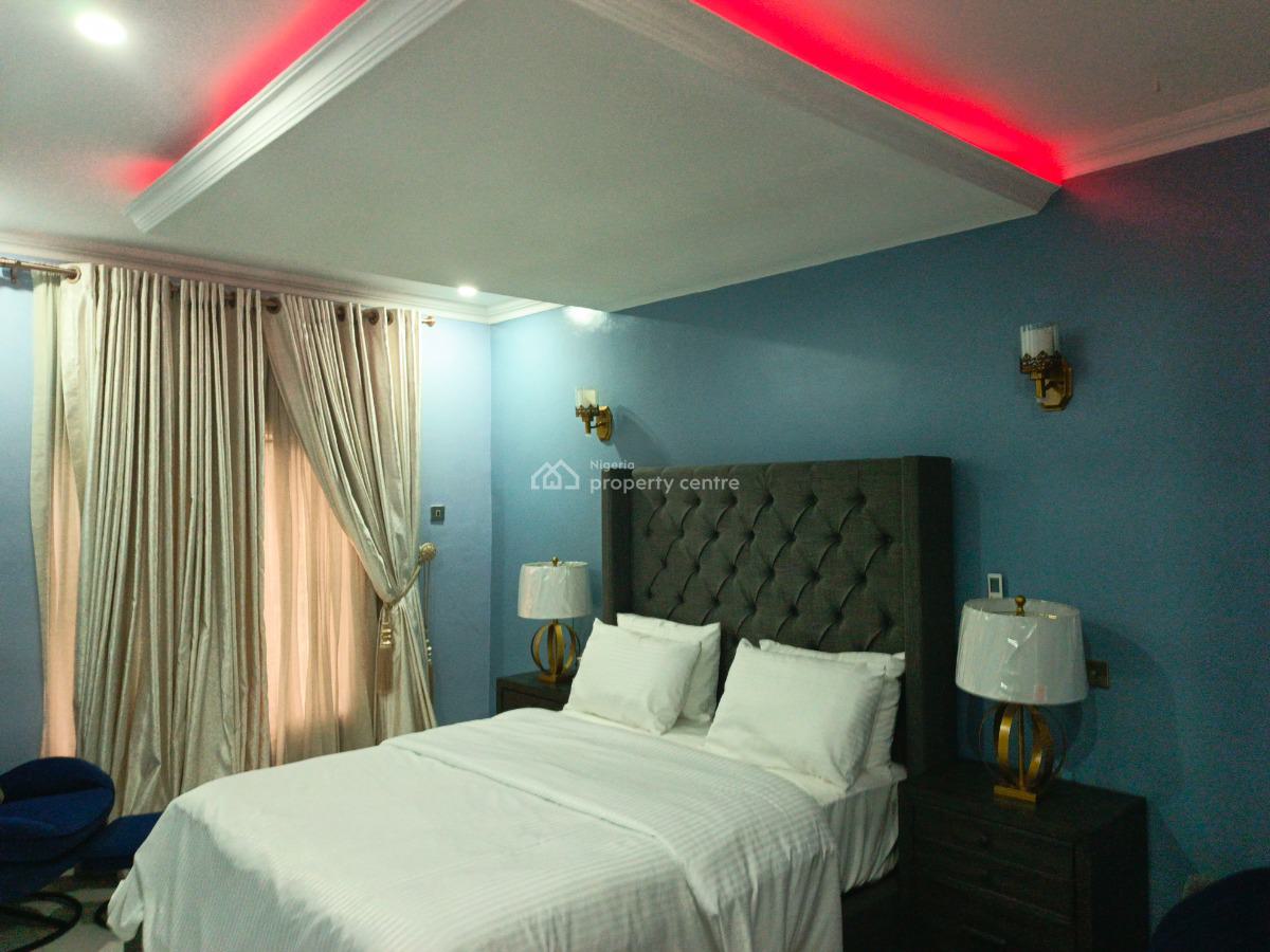 Luxurious 3-bedroom Terrace Serviced Apartment, Roxton Terrace, 8 Ojomu Road, Ikoyi, Lagos, Terraced Duplex Short Let