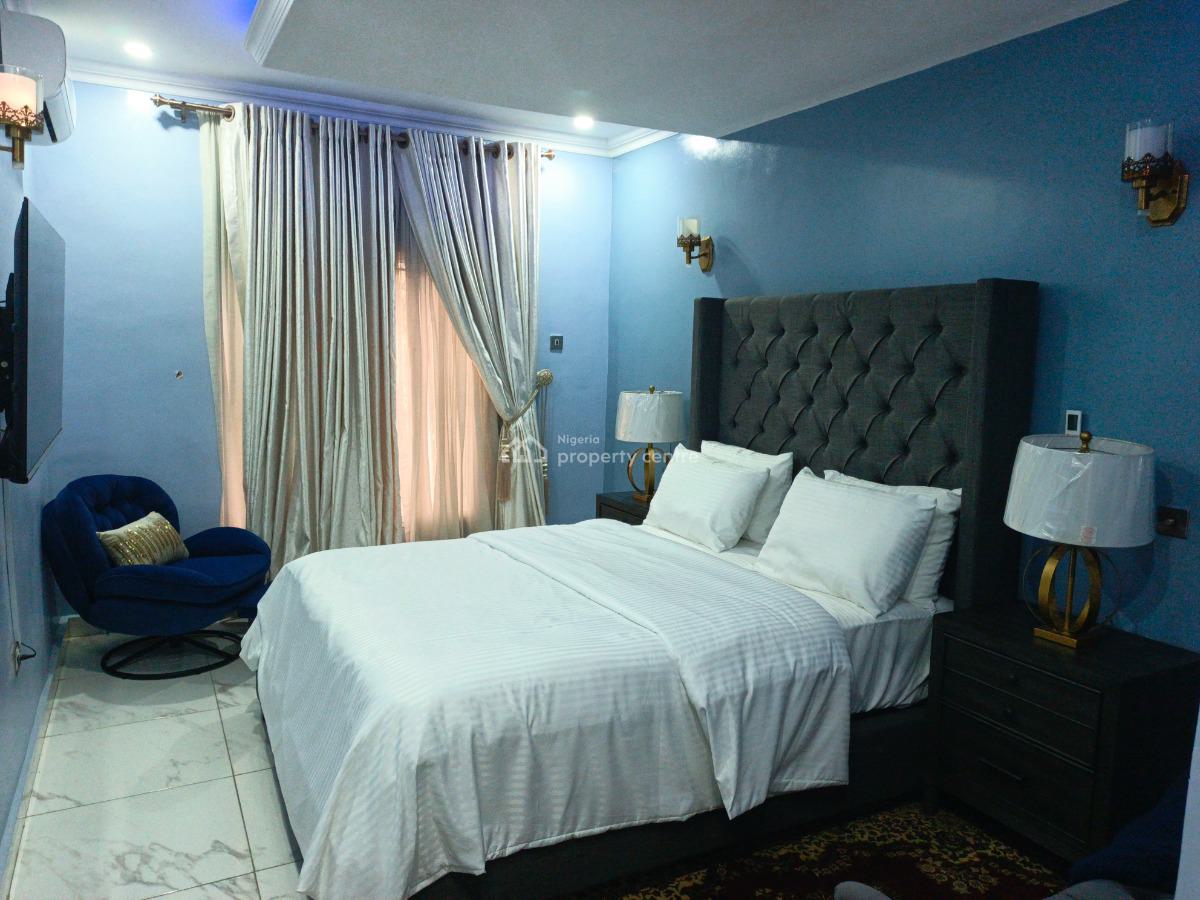 Luxurious 3-bedroom Terrace Serviced Apartment, Roxton Terrace, 8 Ojomu Road, Ikoyi, Lagos, Terraced Duplex Short Let