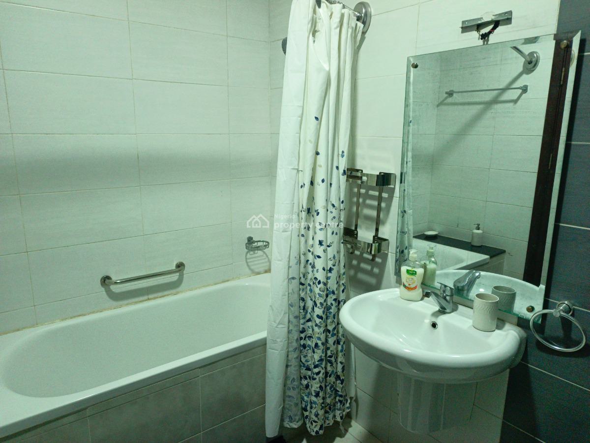 Luxurious 3-bedroom Terrace Serviced Apartment, Roxton Terrace, 8 Ojomu Road, Ikoyi, Lagos, Terraced Duplex Short Let