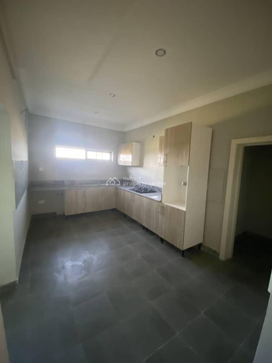 Specious 3 Bedroom Apartment Is Available, Lekki County, Lekki, Lagos, Terraced Duplex for Rent