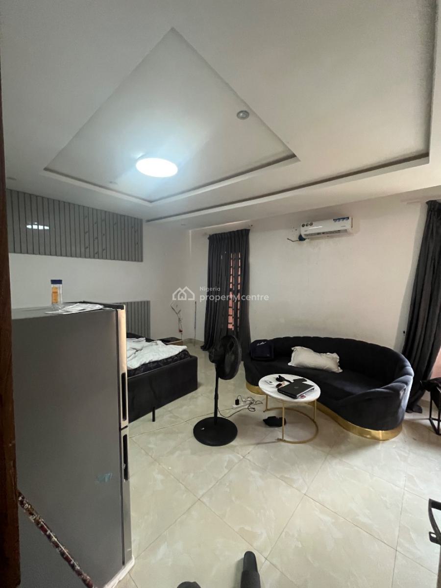 Big Self Contained, Off Gbanbala, Ikate Elegushi, Lekki, Lagos, Self Contain (single Rooms) for Rent