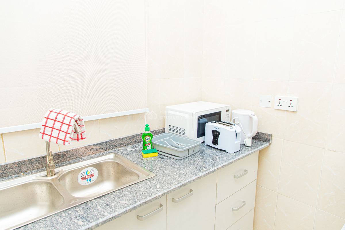 Heristays Novara 2 Bedroom Apartment, New Road, Elegushi, Ilasan, Lekki, Lagos, Flat / Apartment Short Let