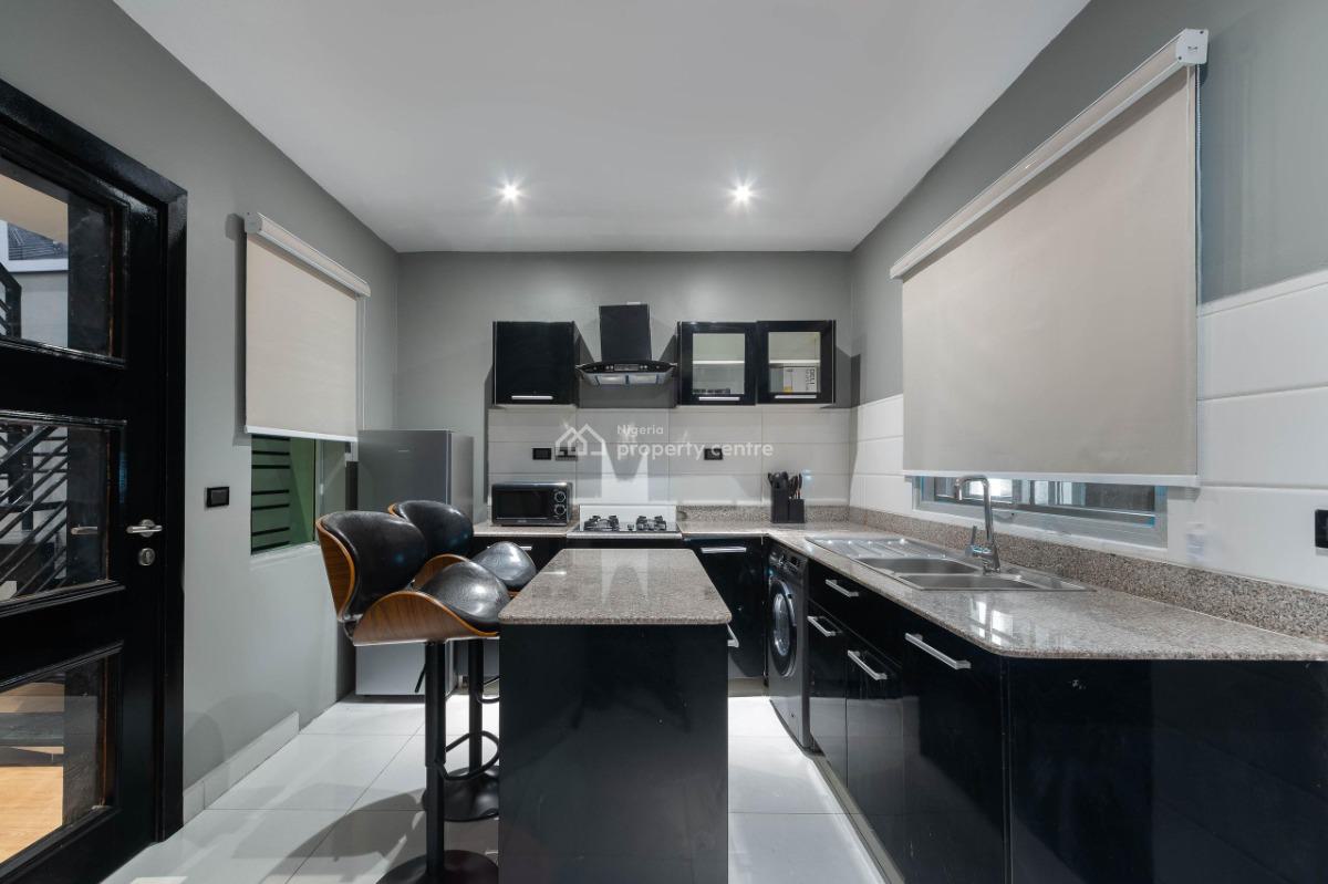 Brand New 2 Bedroom Maisonette with Ps5 & Top Notch Amenities, Lekki, Lagos, Flat / Apartment Short Let
