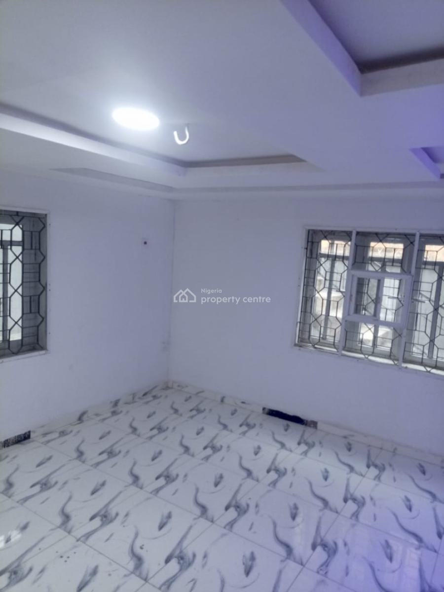 a Newly Built 2 Bedroom, Opposite Kolapo Ishola Gra (peace and Progress Estate, Ibadan, Oyo, Flat / Apartment for Rent