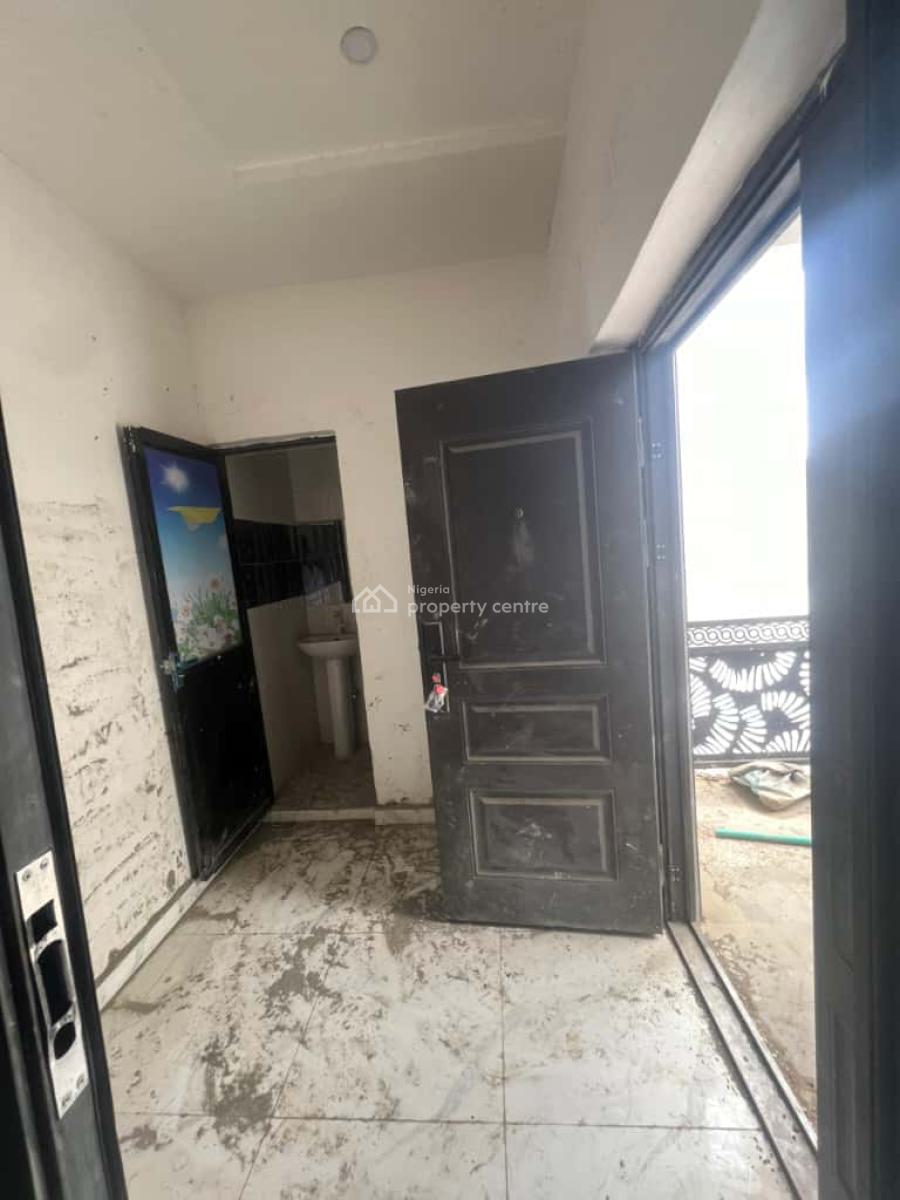 Newly Built 4 Bedroom Duplex with Modern Facilities, Kolapo Ishola Gra, Akobo, Ibadan, Oyo, Semi-detached Duplex for Rent