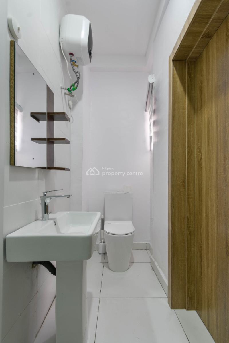 Heristays Perugia 2 Bedroom Apartment, Patience Olukayode Close, Lekki Phase 1, Lekki, Lagos, Flat / Apartment Short Let