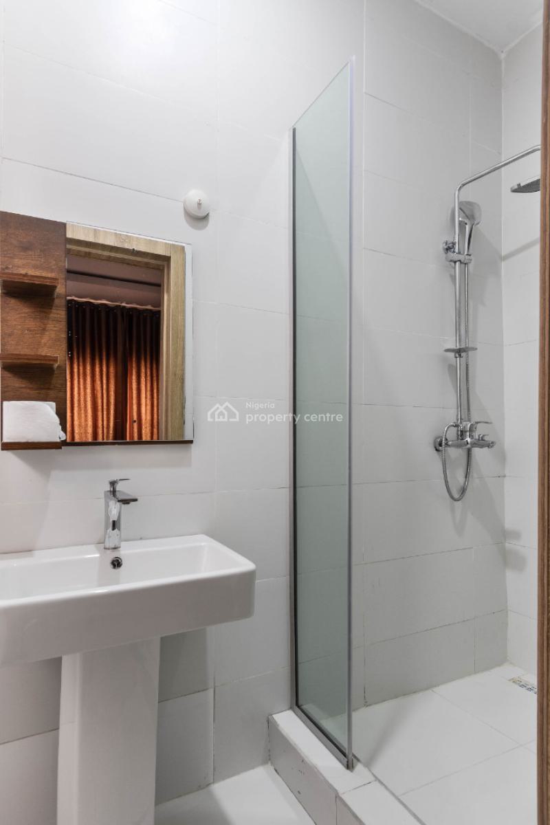 Heristays Perugia 2 Bedroom Apartment, Patience Olukayode Close, Lekki Phase 1, Lekki, Lagos, Flat / Apartment Short Let